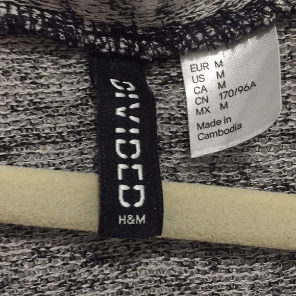 Divided H & M long sleeve light open sweater M - Picture 2 of 5